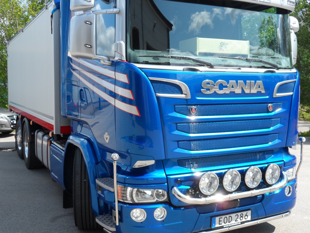 Scania 730